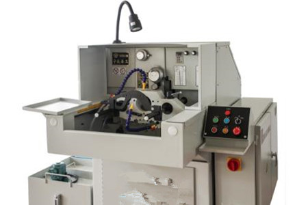 數(shù)控珩磨機的操作前需要進行培訓！